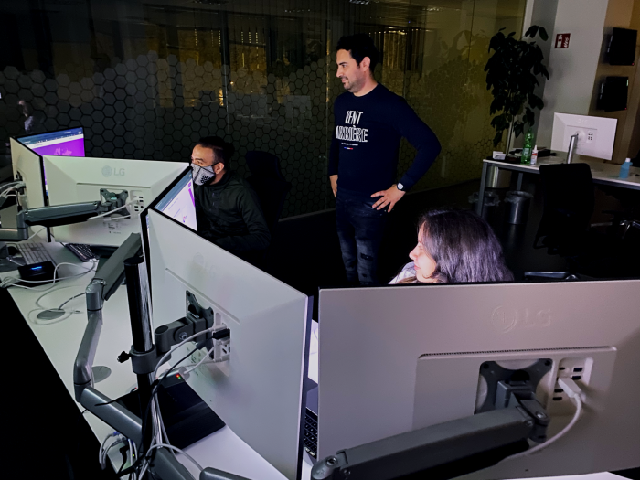IXOLIT NOC team provides 24/7 support